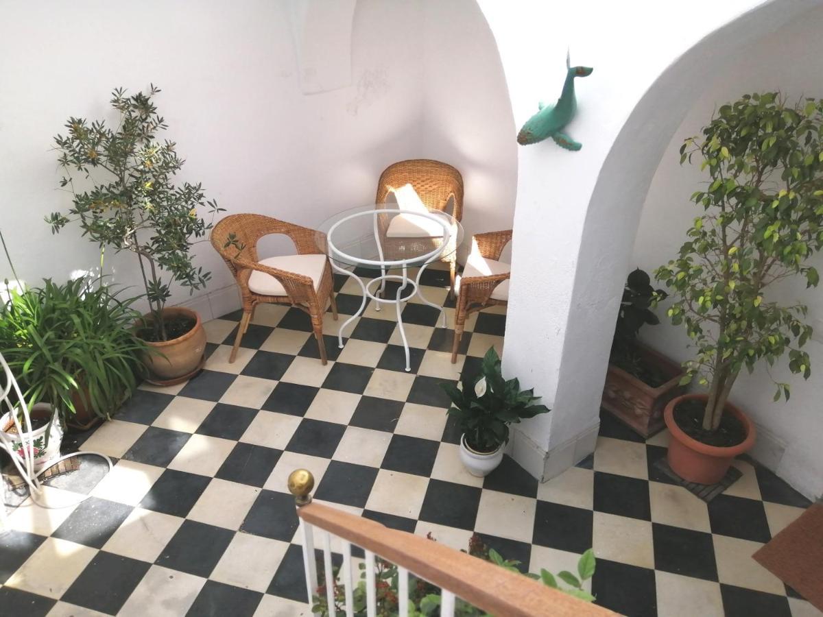 El Patio De La Ballena *
